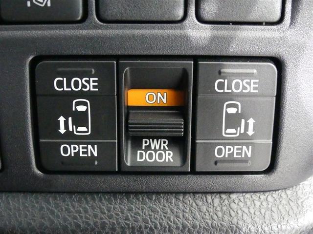 ヴォクシー ZS 煌III フルセグ メモリーナビ バックカメラ 衝突被害軽減システム ETC 両側電動スライド LEDヘッドランプ 3列シート ウオークスルー ワンオーナー DVD再生 記録簿 乗車定員7人 ナビ&TV CD(16枚目)