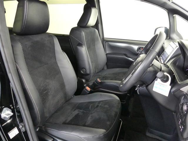 ヴォクシー ZS 煌III フルセグ メモリーナビ バックカメラ 衝突被害軽減システム ETC 両側電動スライド LEDヘッドランプ 3列シート ウオークスルー ワンオーナー DVD再生 記録簿 乗車定員7人 ナビ&TV CD(17枚目)