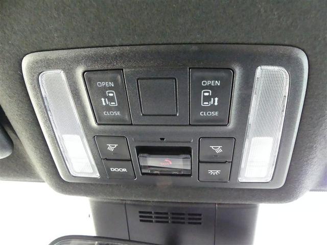 ヴォクシー S-G フルセグ メモリーナビ バックカメラ 衝突被害軽減システム ETC 両側電動スライド LEDヘッドランプ 3列シート ウオークスルー ワンオーナー DVD再生 ミュージックプレイヤー接続可 記録簿(18枚目)