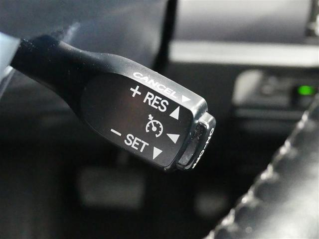ヴォクシー ハイブリッドＶ　フルセグ　メモリーナビ　バックカメラ　ＥＴＣ　両側電動スライド　ＬＥＤヘッドランプ　３列シート　ワンオーナー　ＤＶＤ再生　記録簿　乗車定員７人　オートクルーズコントロール　ナビ＆ＴＶ　ＣＤ　キーレス（12枚目）