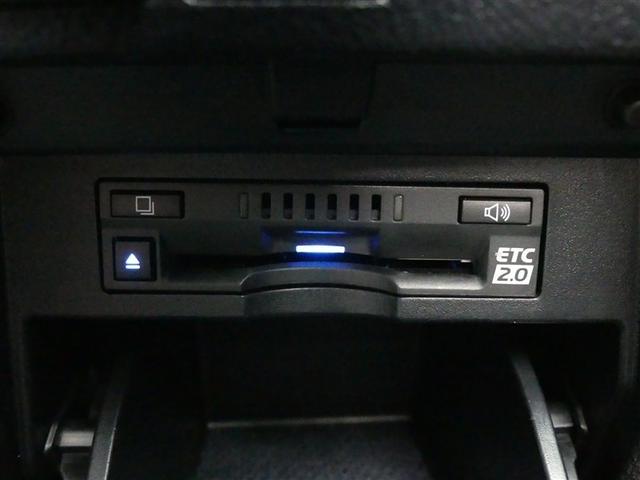 アルファード ２．５Ｓ　Ｃパッケージ　フルセグ　メモリーナビ　バックカメラ　衝突被害軽減システム　ＥＴＣ　両側電動スライド　ＬＥＤヘッドランプ　３列シート　ワンオーナー　ミュージックプレイヤー接続可　記録簿　乗車定員７人　安全装備（9枚目）