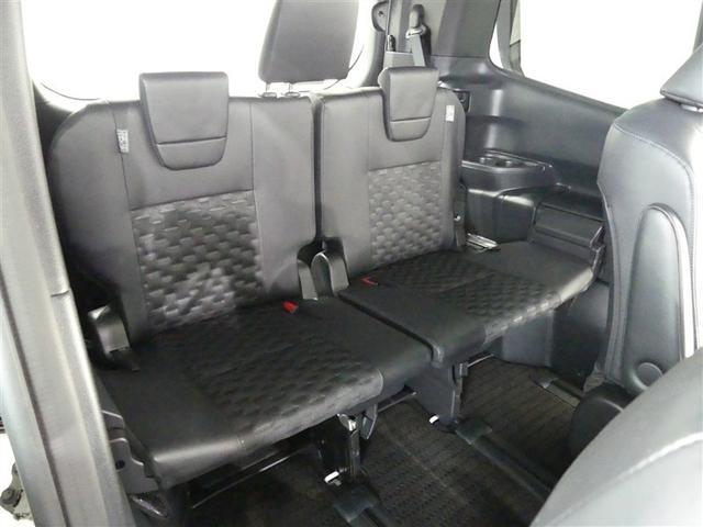 ヴォクシー S-Z フルセグ メモリーナビ バックカメラ 衝突被害軽減システム ETC 両側電動スライド LEDヘッドランプ 3列シート ワンオーナー DVD再生 ミュージックプレイヤー接続可 記録簿 乗車定員7人 CD(22枚目)