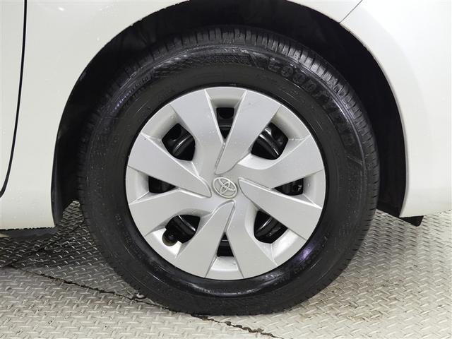 ヴィッツ Ｆ　フルセグ　メモリーナビ　バックカメラ　衝突被害軽減システム　ＥＴＣ　ＤＶＤ再生　記録簿　アイドリングストップ　ナビ＆ＴＶ　ＣＤ　キーレス（10枚目）