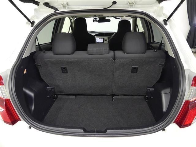 ヴィッツ Ｆ　フルセグ　メモリーナビ　バックカメラ　衝突被害軽減システム　ＥＴＣ　ＤＶＤ再生　記録簿　アイドリングストップ　ナビ＆ＴＶ　ＣＤ　キーレス（17枚目）