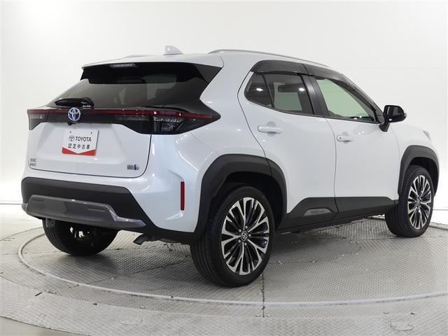 ヤリスクロス ハイブリッドZ アドベンチャー フルセグ メモリーナビ バックカメラ ドラレコ 衝突被害軽減システム ETC LEDヘッドランプ ワンオーナー ミュージックプレイヤー接続可 記録簿 安全装備 オートクルーズコントロール 電動シート(4枚目)