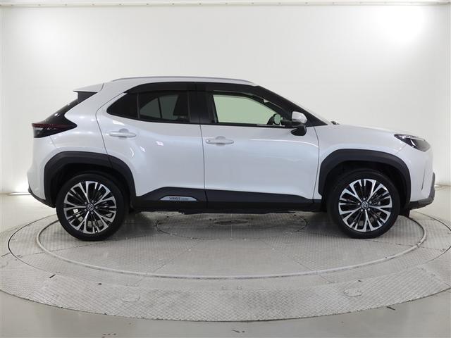 ヤリスクロス ハイブリッドZ アドベンチャー フルセグ メモリーナビ バックカメラ ドラレコ 衝突被害軽減システム ETC LEDヘッドランプ ワンオーナー ミュージックプレイヤー接続可 記録簿 安全装備 オートクルーズコントロール 電動シート(5枚目)