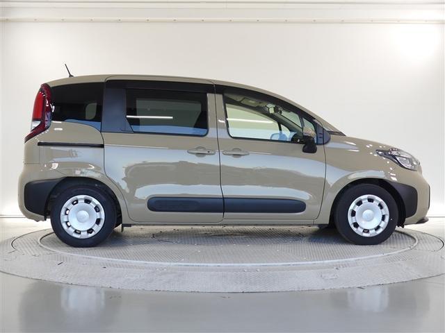 シエンタ ハイブリッドＧ　フルセグ　メモリーナビ　バックカメラ　ドラレコ　衝突被害軽減システム　ＥＴＣ　両側電動スライド　ＬＥＤヘッドランプ　ワンオーナー　ＤＶＤ再生　ミュージックプレイヤー接続可　記録簿　安全装備　ナビ＆ＴＶ（8枚目）