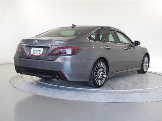 クラウンハイブリッド Ｇ　革シート　フルセグ　メモリーナビ　バックカメラ　衝突被害軽減システム　ＥＴＣ　ＬＥＤヘッドランプ　ワンオーナー　ＤＶＤ再生　ミュージックプレイヤー接続可　記録簿　安全装備　オートクルーズコントロール（3枚目）