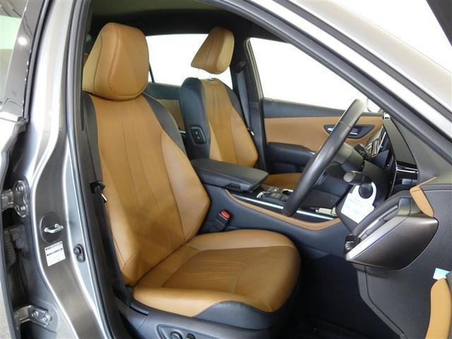 クラウンハイブリッド Ｇ　革シート　フルセグ　メモリーナビ　バックカメラ　衝突被害軽減システム　ＥＴＣ　ＬＥＤヘッドランプ　ワンオーナー　ＤＶＤ再生　ミュージックプレイヤー接続可　記録簿　安全装備　オートクルーズコントロール（19枚目）