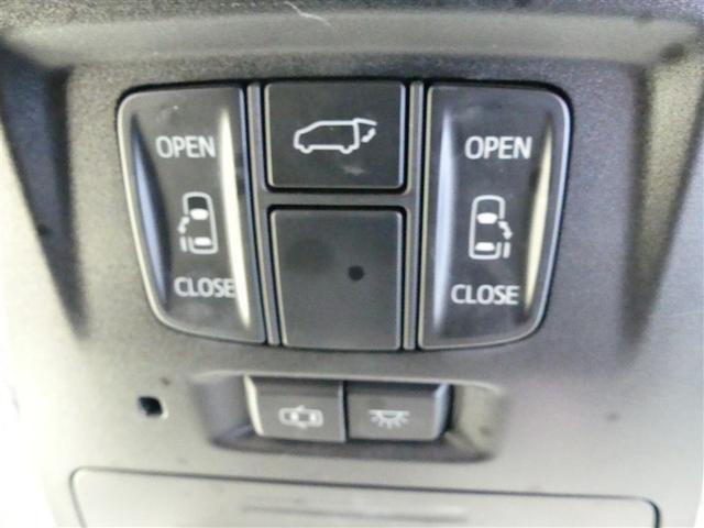 ヴェルファイアハイブリッド ＺＲ　Ｇエディション　革シート　４ＷＤ　フルセグ　メモリーナビ　後席モニター　バックカメラ　衝突被害軽減システム　ＥＴＣ　両側電動スライド　ＬＥＤヘッドランプ　３列シート　ＤＶＤ再生　記録簿　乗車定員７人　安全装備　ＣＤ（17枚目）