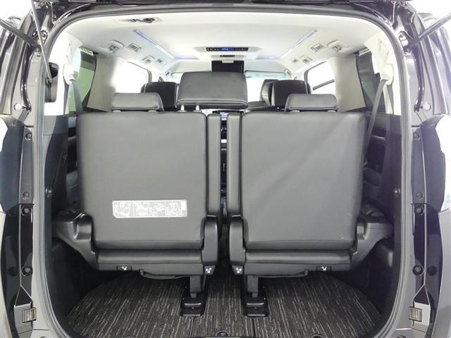 ヴェルファイアハイブリッド ＺＲ　Ｇエディション　革シート　４ＷＤ　フルセグ　メモリーナビ　後席モニター　バックカメラ　衝突被害軽減システム　ＥＴＣ　両側電動スライド　ＬＥＤヘッドランプ　３列シート　ＤＶＤ再生　記録簿　乗車定員７人　安全装備　ＣＤ（25枚目）