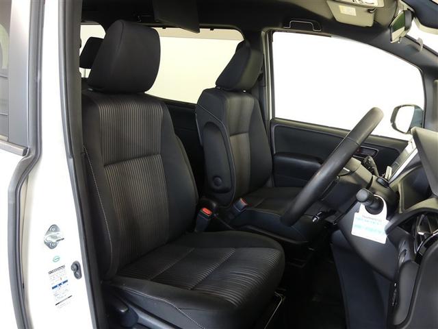 ヴォクシー ZS 4WD フルセグ メモリーナビ 後席モニター バックカメラ 衝突被害軽減システム ETC 電動スライドドア LEDヘッドランプ 3列シート ウオークスルー ワンオーナー DVD再生 記録簿 ナビ&TV(17枚目)