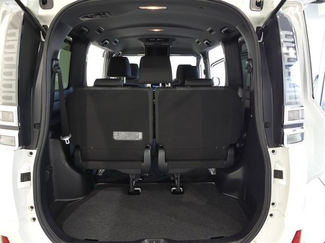 ヴォクシー ZS 4WD フルセグ メモリーナビ 後席モニター バックカメラ 衝突被害軽減システム ETC 電動スライドドア LEDヘッドランプ 3列シート ウオークスルー ワンオーナー DVD再生 記録簿 ナビ&TV(20枚目)