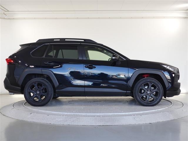 RAV4 アドベンチャー オフロードパッケージ 4WD メモリーナビ バックカメラ 衝突被害軽減システム ETC LEDヘッドランプ ワンオーナー ミュージックプレイヤー接続可 記録簿 安全装備 オートクルーズコントロール 電動シート 盗難防止装置(9枚目)