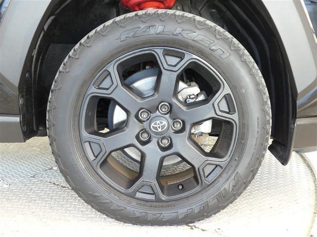 RAV4 アドベンチャー オフロードパッケージ 4WD メモリーナビ バックカメラ 衝突被害軽減システム ETC LEDヘッドランプ ワンオーナー ミュージックプレイヤー接続可 記録簿 安全装備 オートクルーズコントロール 電動シート 盗難防止装置(11枚目)
