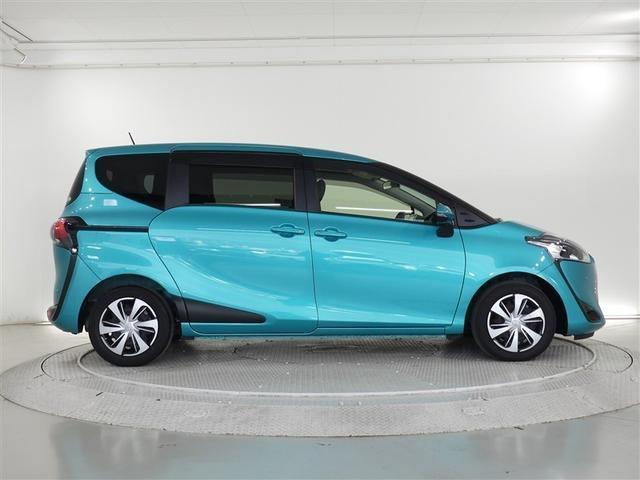 シエンタ Ｇ　クエロ　フルセグ　メモリーナビ　バックカメラ　衝突被害軽減システム　ＥＴＣ　両側電動スライド　ＬＥＤヘッドランプ　ウオークスルー　ワンオーナー　ＤＶＤ再生　記録簿　乗車定員７人　アイドリングストップ　ＣＤ（9枚目）