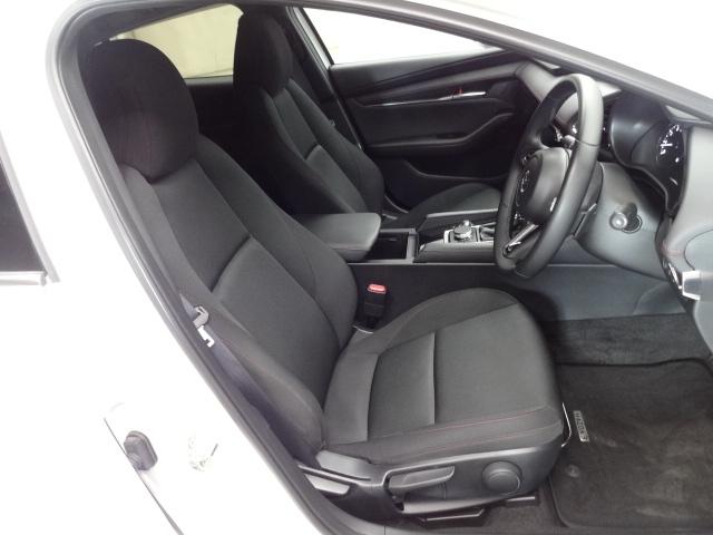 ＭＡＺＤＡ３ファストバック １．５　１５Ｓ　ブラックトーンエディション（7枚目）