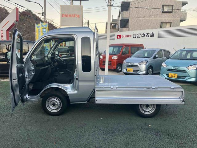 ハイゼットトラック ジャンボエクストラ4WD・純正ナビ・ドラレコ・ETC2.0付 まごころ保証1年間・走行距離無制限・走行距離19.414km・LEDヘッドライト・フロントフォグランプ・キーフリーキー・荷台灯・パワーウィンドウ・電動格納ミラー・コーナーセンサー(7枚目)