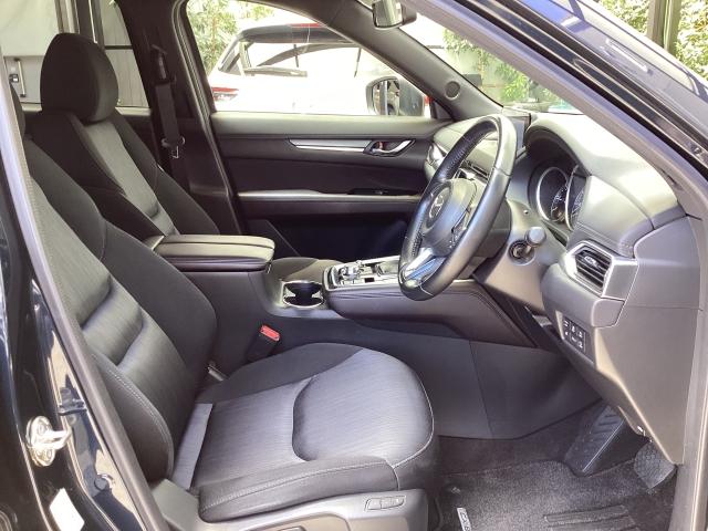 ＣＸ－８ ２．２　ＸＤ　プロアクティブ　ディーゼルターボ　７人乗り　３６０度カメラ　アルパインフリップダウンモニター　シートヒーター　ＥＴＣ２．０　アドバンストキー　横滑り防止機能　ＵＳＢポート　地デジ　アイスト　ＥＴＣ車載器　ＤＶＤ再生可　エアコン　ターボ（7枚目）