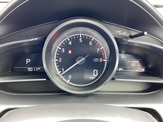 ＣＸ－３ １．５　１５Ｓ　スーパー　エッジー　２ＷＤ　３６０°モニター　レーダークルーズ　１８ＡＷ　２カメラドライブレコーダー　運転席電動シート　シートヒーター　パーキングセンサー　ＧＶＣ　ＣＤＤＶＤＴＶ　禁煙　前席シートヒーター　ドラレコ　ＢＴ（3枚目）