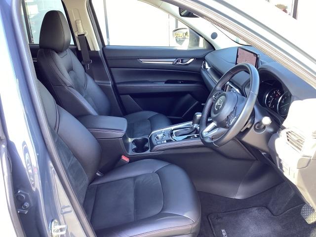 ＣＸ－５ ２．２　ＸＤ　ブラックトーンエディション　ディーゼルターボ　ワイヤレス充電　スマホアプリ連動　ハンズフリー機能付きパワーリフトゲート　ＢＯＳＥサウンドシステム　ＵＳＢ－Ｃポイント　３６０度カメラ　禁煙　ＬＥＤライト　アドバンスドキー　Ｂｌｕｅｔｏｏｔｈ　ＥＴＣ（7枚目）