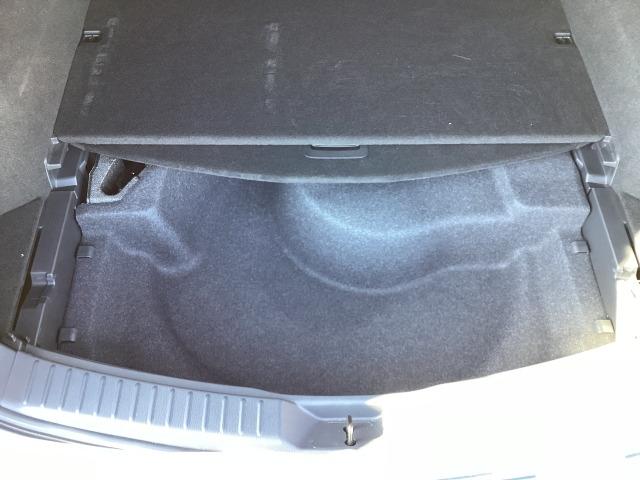 ＣＸ－５ ２．２　ＸＤ　ブラックトーンエディション　ディーゼルターボ　ワイヤレス充電　スマホアプリ連動　ハンズフリー機能付きパワーリフトゲート　ＢＯＳＥサウンドシステム　ＵＳＢ－Ｃポイント　３６０度カメラ　禁煙　ＬＥＤライト　アドバンスドキー　Ｂｌｕｅｔｏｏｔｈ　ＥＴＣ（14枚目）