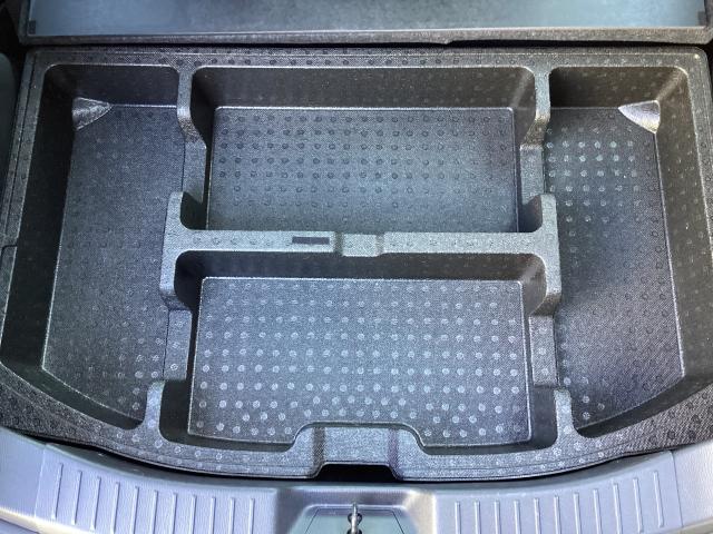 デミオ １．５　１５Ｓ　ツーリング　Ｌパッケージ　３６０°ビューカメラ　マツダコネクトナビ　シートヒーター　ドライブレコーダー　マツダコネクトナビ　フルセグＴＶ　ＣＤ／ＤＶＤ　ＥＴＣ２．０車載器　アドバンストキー　ＵＳＢ入力　１オーナー　ドラレコ（13枚目）