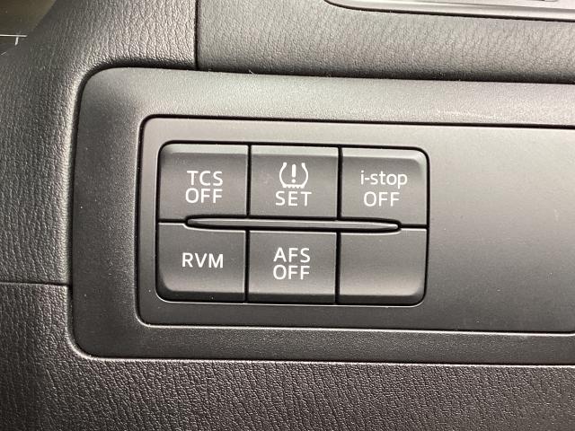 ＣＸ－５ ２．２　ＸＤ　ディーゼルターボ　４ＷＤ　後席フリップダウンモニター　クルーズコントロール　メモリーナビ　バックカメラ　サイドカメラ　ＨＩＤヘッドランプ　フルセグＴＶ　スマートインＥＴＣ　アドバンスドキー　ＰＷ　ＡＵＸ　ターボ車　ＥＴＣ付（6枚目）