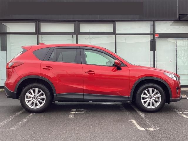 ＣＸ－５ ２．２　ＸＤ　ディーゼルターボ　４ＷＤ　後席フリップダウンモニター　クルーズコントロール　メモリーナビ　バックカメラ　サイドカメラ　ＨＩＤヘッドランプ　フルセグＴＶ　スマートインＥＴＣ　アドバンスドキー　ＰＷ　ＡＵＸ　ターボ車　ＥＴＣ付（39枚目）