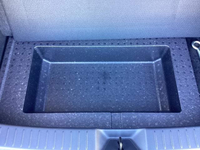 ＣＸ－３０ １．８　ＸＤ　ブラック　セレクション　ディーゼルターボ　４ＷＤ　３６０度カメラ　アレクサ搭載　ＵＳＢ－Ｃポイント　Ｂｌｕｅｔｏｏｔｈ対応オーディオ　当社デモカー　運転席パワーシート　シートヒーター＆ハンドルウォーマー　レーダークルーズコントロール　電動リア（12枚目）