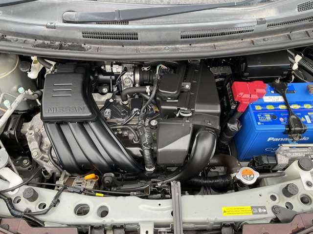 ノート １．２　Ｘ　Ｖセレクション　プラスセーフティ　車線逸脱警告　運転席助手席エアバック　記録簿付き　ＡＡＣ　キーレスエントリー　ＥＴＣ　スマートキー　盗難防止システム　アイドリングストップ　ＡＢＳ　パワステ　メモリナビ　エアバッグ　ナビ＆ＴＶ（5枚目）