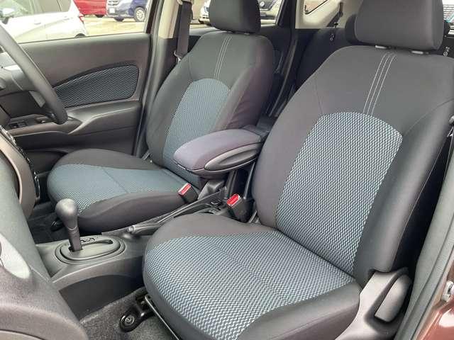 ノート １．２　Ｘ　Ｖセレクション　プラスセーフティ　車線逸脱警告　運転席助手席エアバック　記録簿付き　ＡＡＣ　キーレスエントリー　ＥＴＣ　スマートキー　盗難防止システム　アイドリングストップ　ＡＢＳ　パワステ　メモリナビ　エアバッグ　ナビ＆ＴＶ（17枚目）