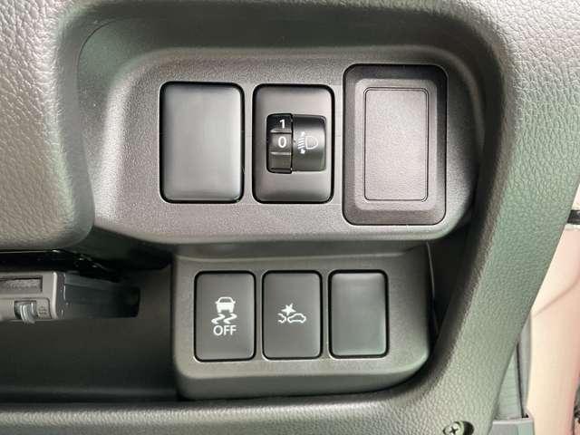 デイズ ６６０　Ｘ　Ｖセレクション　Ａストップ　エアコン　キーレス　衝突軽減ブレーキ　インテリジェントキー　バックカメラ　盗難防止システム　メモリーナビ　アルミホイール　ＡＢＳ（16枚目）