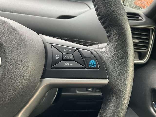 セレナ 1.2 e-POWER ハイウェイスター V ※純正9インチナビ+地デジ+後席モニター 360°カメラ エマジェンシーブレーキ パーキングアシスト スマキー バックカメラ LED レーンアシスト 点検記録簿付 ETC ドラレコ Aストップ イモビ サイドカーテンエアバック アルミホイール(9枚目)