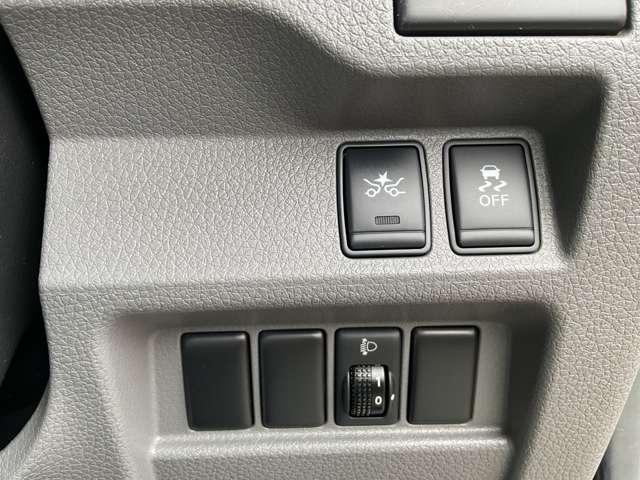 ＮＶ３５０キャラバンバン ２．０　ＤＸ　ロングボディ　アルミホイール　ブレーキサポート　メモリナビ　整備記録簿　キーレスリモコン　パワーウインド　ワンセグ　ＥＴＣ車載器　ドライブレコーダー　盗難防止装置　ＡＣ　エアバック　ＰＳ　ナビＴＶ　ＡＢＳ付（13枚目）