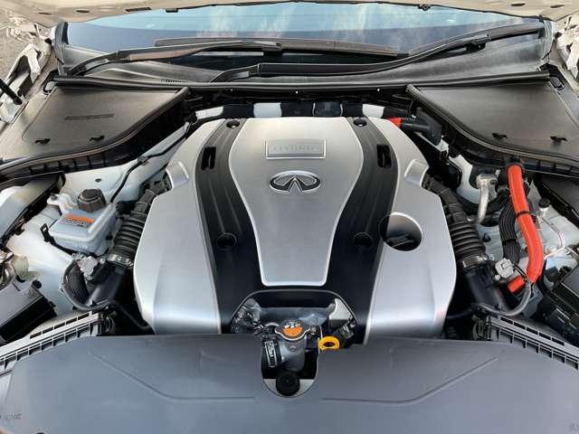 スカイライン ３．５　３５０ＧＴ　ハイブリッド　タイプＰ　スマートキ　プリクラッシュ　盗難防止システム　ＬＥＤ　ＡＷ　オートクルーズコントロール　ＴＶナビ　オートエアコン　Ｄレコ　キーレスゴー　メモリ－ナビ　レーンアシスト　Ｂカメラ　ＥＴＣ　サイドカメラ（5枚目）