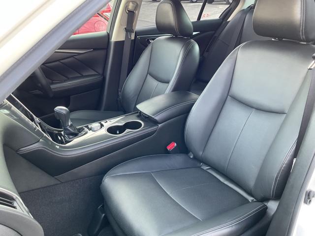 スカイライン ３．５　３５０ＧＴ　ハイブリッド　タイプＰ　スマートキ　プリクラッシュ　盗難防止システム　ＬＥＤ　ＡＷ　オートクルーズコントロール　ＴＶナビ　オートエアコン　Ｄレコ　キーレスゴー　メモリ－ナビ　レーンアシスト　Ｂカメラ　ＥＴＣ　サイドカメラ（24枚目）