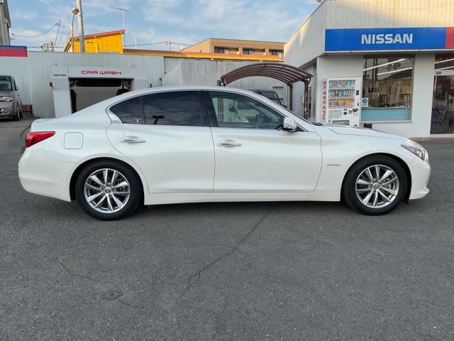 スカイライン ３．５　３５０ＧＴ　ハイブリッド　タイプＰ　スマートキ　プリクラッシュ　盗難防止システム　ＬＥＤ　ＡＷ　オートクルーズコントロール　ＴＶナビ　オートエアコン　Ｄレコ　キーレスゴー　メモリ－ナビ　レーンアシスト　Ｂカメラ　ＥＴＣ　サイドカメラ（43枚目）