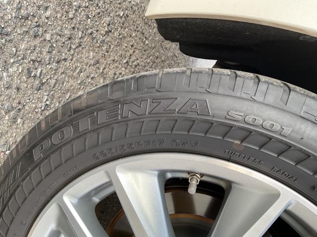 スカイライン ３．５　３５０ＧＴ　ハイブリッド　タイプＰ　スマートキ　プリクラッシュ　盗難防止システム　ＬＥＤ　ＡＷ　オートクルーズコントロール　ＴＶナビ　オートエアコン　Ｄレコ　キーレスゴー　メモリ－ナビ　レーンアシスト　Ｂカメラ　ＥＴＣ　サイドカメラ（50枚目）