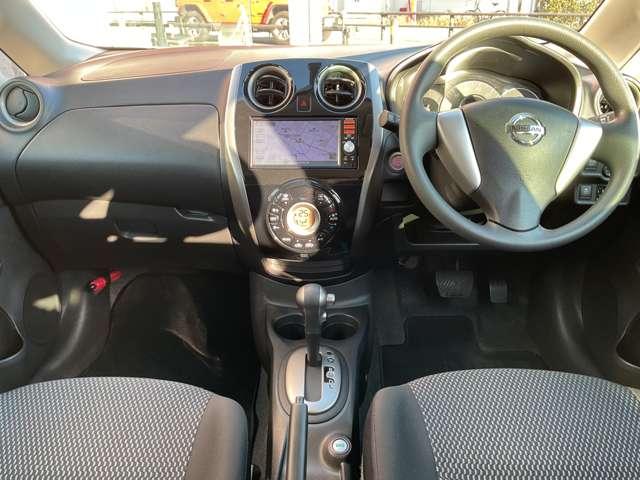 ノート 1.2 X DIG-S ※純正メモリーナビ+地デジ++ETC+ABS アイドリングストップ機能 左右エアバック イモビ AAC スマキー ETC 整備記録簿 パワーウィンドウ ABS キーフリー ナビTV パワーステアリング メモリーナビ ワンセグ エアバック(4枚目)