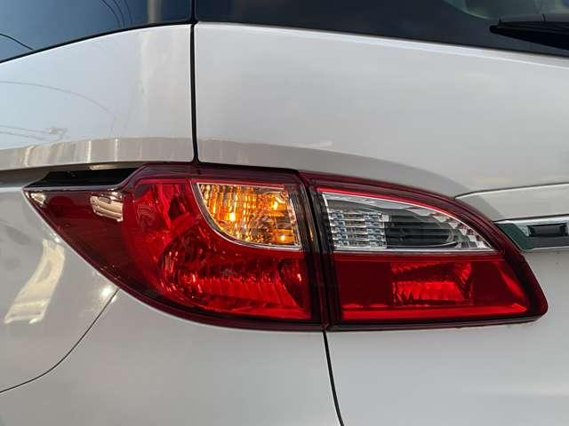 ラフェスタ 2.0 ※純正メモリーナビ+地デジ+バックカメラ インテリジェントキー AUTOエアコン 地デジTV キーレス 両側スライド片側電動 アルミホイール ETC 3列シート ABS Wエアバック ドラレコ(50枚目)