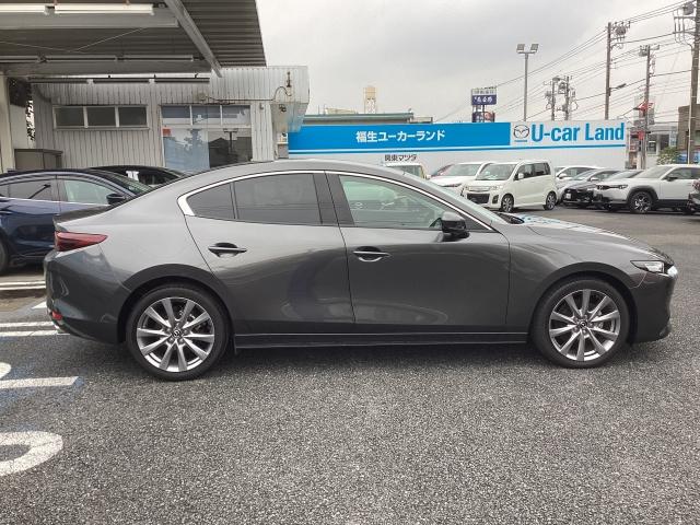 マツダ ＭＡＺＤＡ３セダン