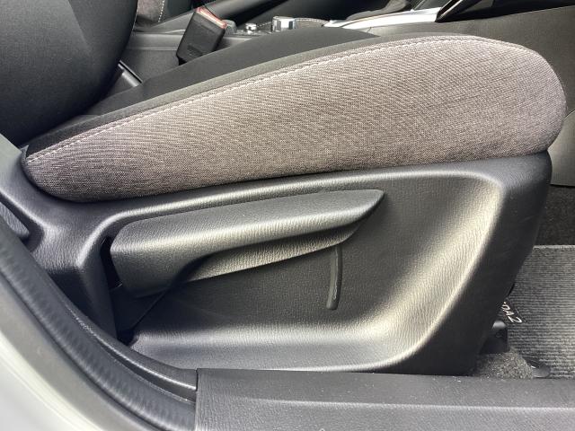 MAZDA2 1.5 15BD 元試乗車 マツダコネクトナビゲーション 全周囲カメラ アクセル踏み間違い防止装置 障害物センサー シートヒーター ETC パノラマモニタ ブルートゥース デモアップ スマートシティブレーキサポート(8枚目)