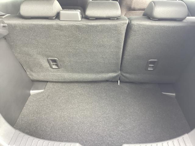 MAZDA2 1.5 15BD 元試乗車 マツダコネクトナビゲーション 全周囲カメラ アクセル踏み間違い防止装置 障害物センサー シートヒーター ETC パノラマモニタ ブルートゥース デモアップ スマートシティブレーキサポート(11枚目)