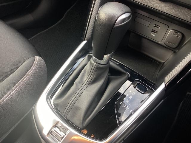 MAZDA2 1.5 15BD 元試乗車 マツダコネクトナビゲーション 全周囲カメラ アクセル踏み間違い防止装置 障害物センサー シートヒーター ETC パノラマモニタ ブルートゥース デモアップ スマートシティブレーキサポート(21枚目)