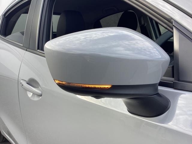 MAZDA2 1.5 15BD 元試乗車 マツダコネクトナビゲーション 全周囲カメラ アクセル踏み間違い防止装置 障害物センサー シートヒーター ETC パノラマモニタ ブルートゥース デモアップ スマートシティブレーキサポート(27枚目)