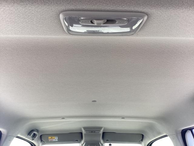 室内の天井も綺麗で清潔感もございます。