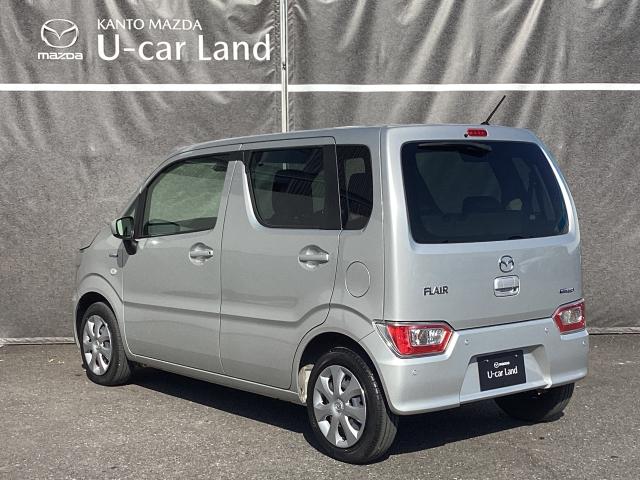 コーナーなどでの横滑りを抑えるＤＳＣ横滑り防止機構や発進・加速時に駆動輪の空転を抑えるＴＣＳ、急ブレーキ時にタイヤのロックを抑えるＡＢＳを標準装備。車両の安定走行に貢献します。