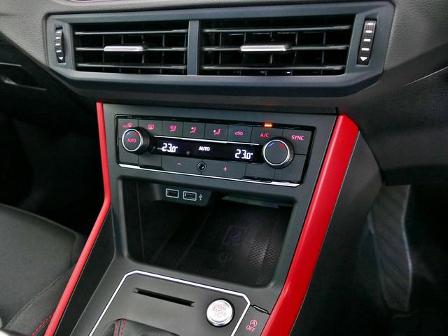 ポロＧＴＩ ベースグレード　ＮＡＶＩＴＥＣＰＫＧ　純正ナビＴＶ　バックカメラ　障害物センサー　ＬＥＤヘッドライト　後方死角検知機能　ドライブレコーダー　禁煙使用　認定中古車保証１年付　認定中古車（39枚目）