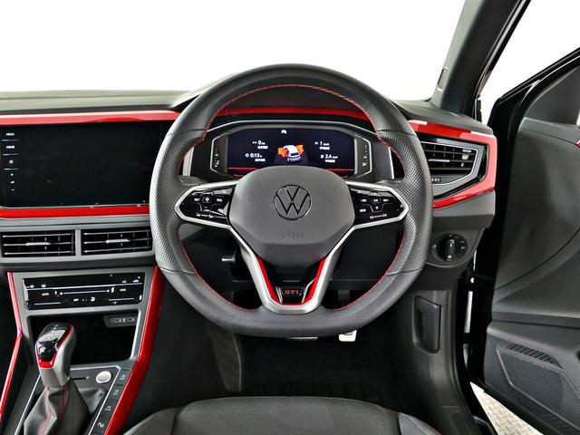 ポロＧＴＩ ベースグレード　ｓｕｐｏｒｔＳｅｌｅｃｔ　１８インチアルミ　純正ナビＴＶ　バックカメラ　障害物センサー　ＬＥＤヘッドライト　後方死角検知機能　禁煙使用　認定中古車保証１年付　認定中古車（22枚目）